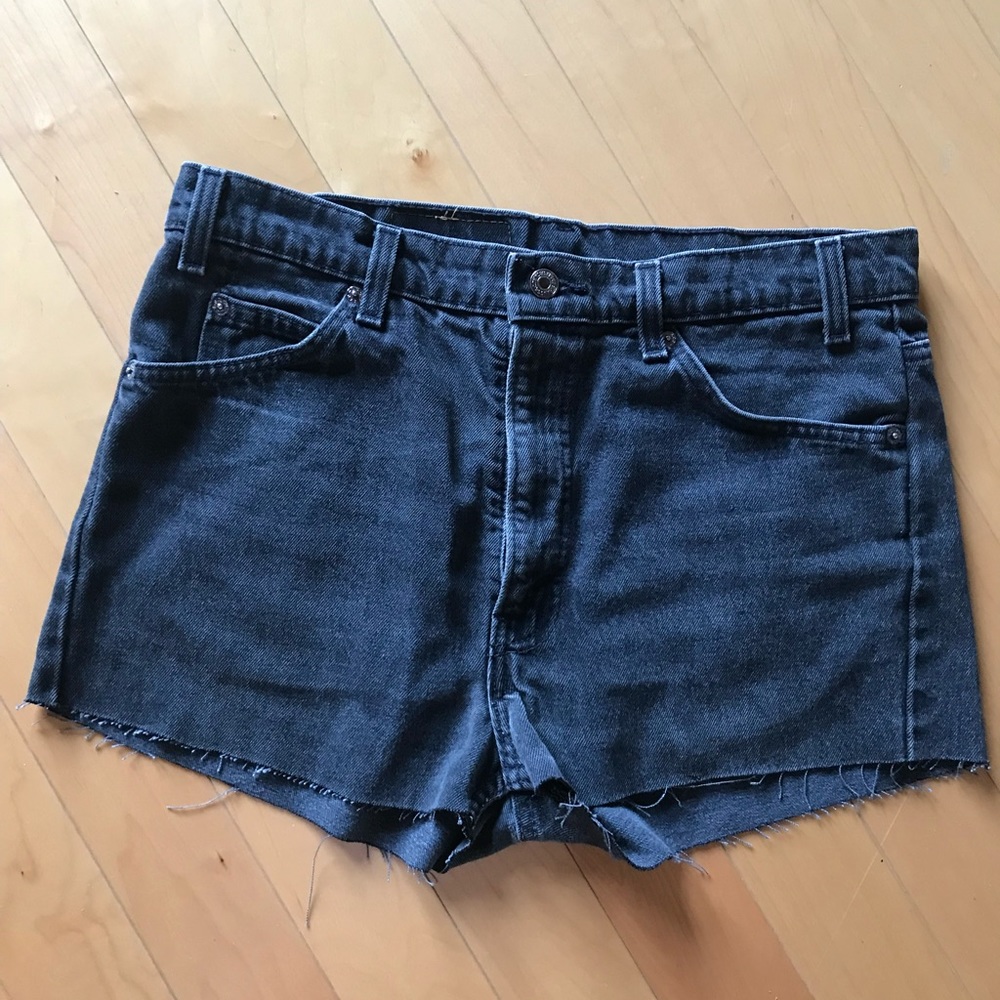 Vintage Levi’s 505 cut off shorts. In black